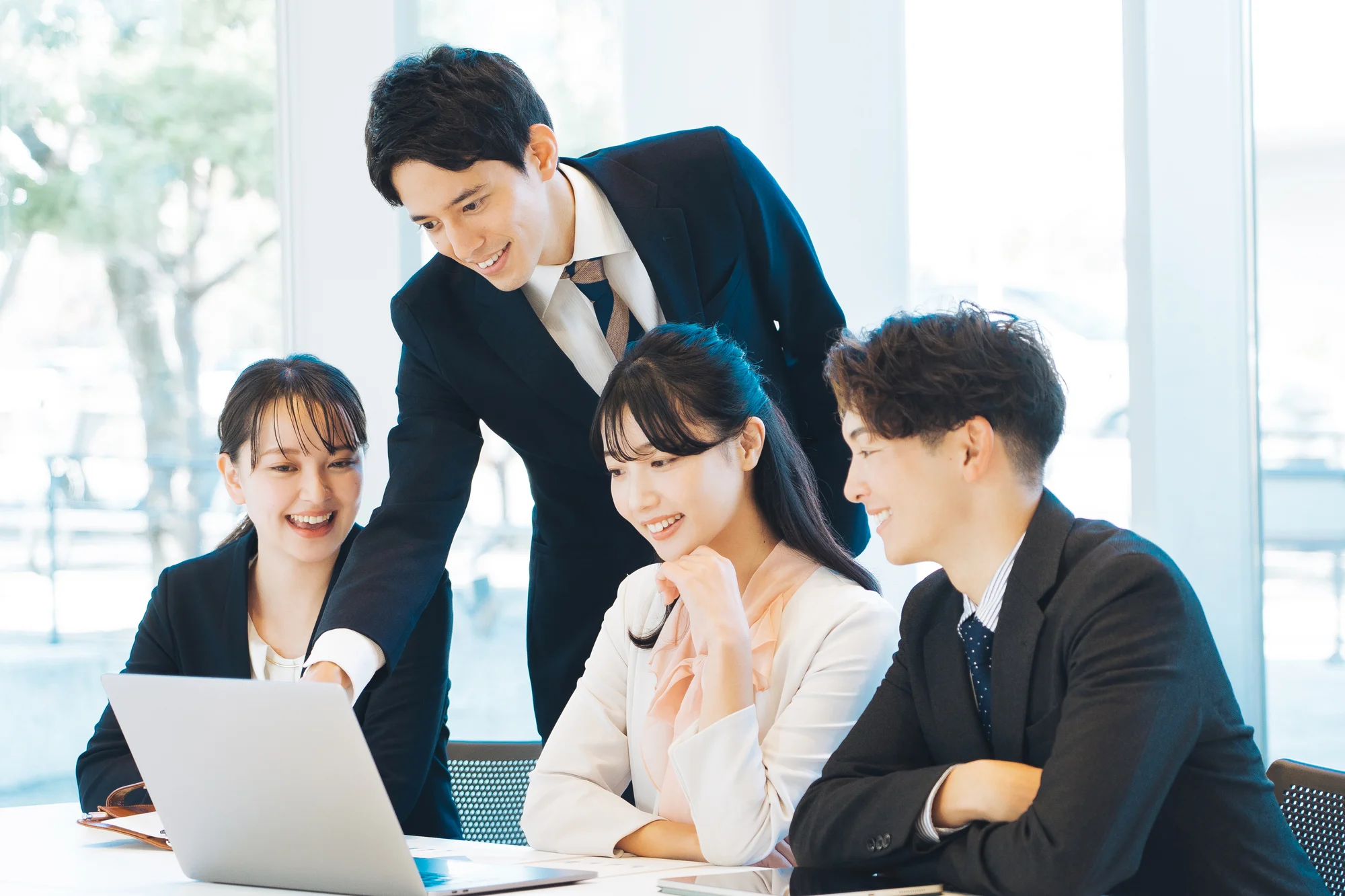 自社に合った研修プランや効果測定に関するサポートを受けられる